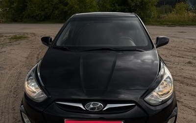 Hyundai Solaris II рестайлинг, 2011 год, 830 000 рублей, 1 фотография