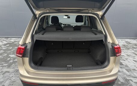 Volkswagen Tiguan II, 2020 год, 2 445 000 рублей, 7 фотография