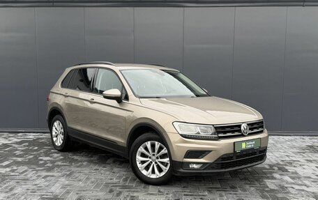 Volkswagen Tiguan II, 2020 год, 2 445 000 рублей, 5 фотография