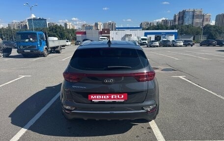KIA Sportage IV рестайлинг, 2021 год, 2 200 000 рублей, 5 фотография