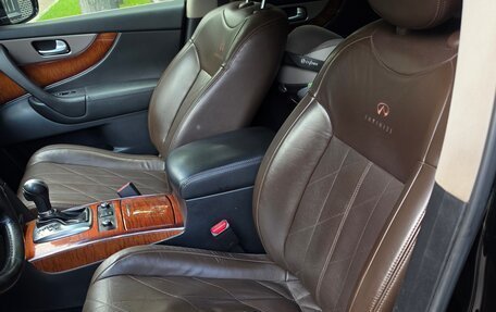 Infiniti QX70, 2014 год, 1 950 000 рублей, 9 фотография