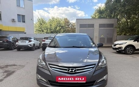 Hyundai Solaris II рестайлинг, 2015 год, 1 219 000 рублей, 8 фотография