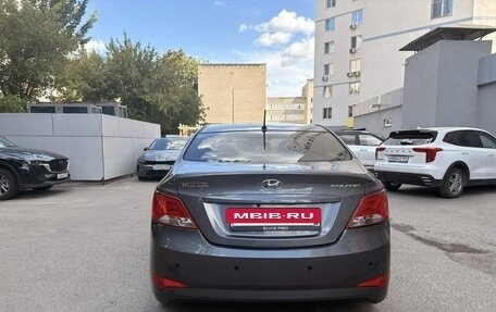 Hyundai Solaris II рестайлинг, 2015 год, 1 219 000 рублей, 4 фотография