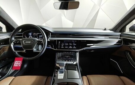 Audi A8, 2019 год, 5 000 000 рублей, 14 фотография