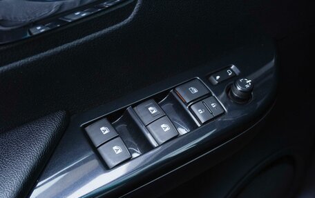 Toyota Hilux VIII, 2021 год, 5 270 000 рублей, 24 фотография