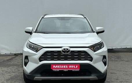 Toyota RAV4, 2021 год, 3 300 000 рублей, 2 фотография
