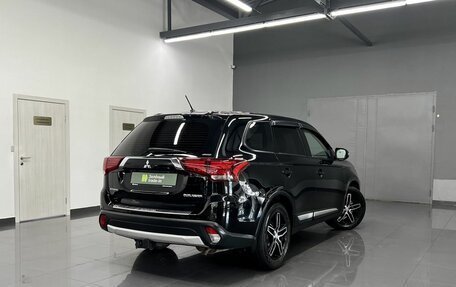 Mitsubishi Outlander III рестайлинг 3, 2016 год, 1 410 000 рублей, 2 фотография