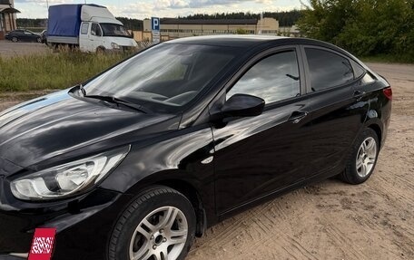 Hyundai Solaris II рестайлинг, 2011 год, 830 000 рублей, 14 фотография