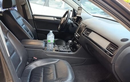 Volkswagen Touareg III, 2010 год, 1 970 000 рублей, 5 фотография