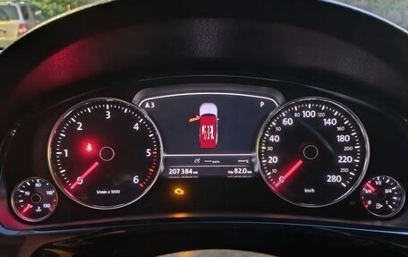 Volkswagen Touareg III, 2010 год, 1 970 000 рублей, 9 фотография