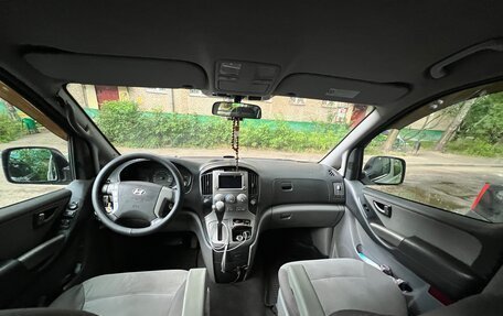 Hyundai H-1 II рестайлинг, 2011 год, 1 500 000 рублей, 8 фотография