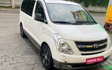 Hyundai H-1 II рестайлинг, 2011 год, 1 500 000 рублей, 3 фотография
