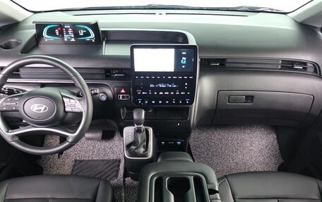Hyundai Staria, 2024 год, 4 794 000 рублей, 4 фотография