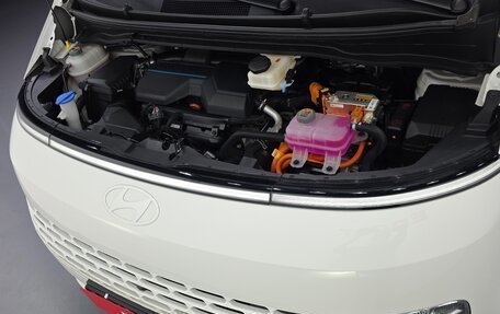 Hyundai Staria, 2024 год, 4 794 000 рублей, 8 фотография