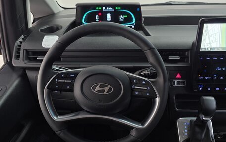 Hyundai Staria, 2024 год, 4 735 000 рублей, 5 фотография