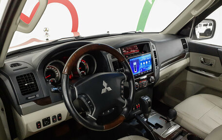 Mitsubishi Pajero IV, 2019 год, 3 660 000 рублей, 7 фотография