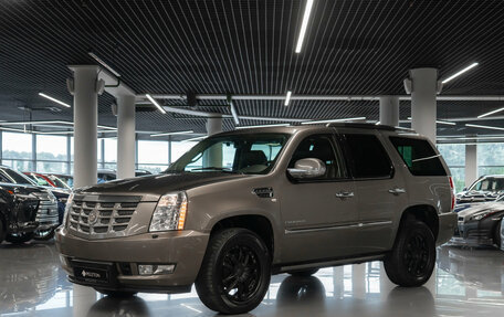Cadillac Escalade III, 2011 год, 2 490 000 рублей, 1 фотография