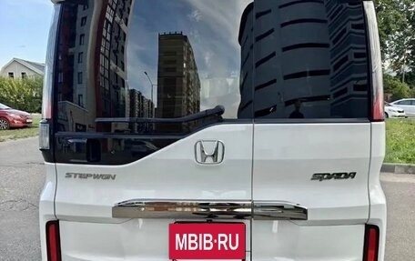 Honda Stepwgn IV, 2021 год, 2 350 000 рублей, 2 фотография