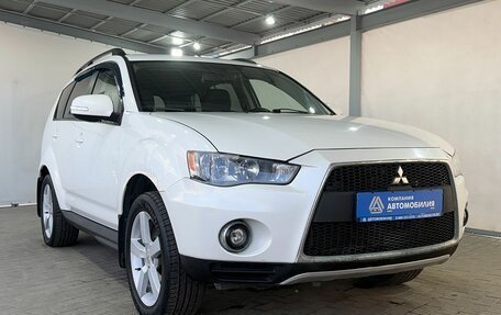 Mitsubishi Outlander III рестайлинг 3, 2010 год, 1 300 000 рублей, 7 фотография