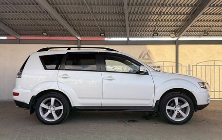 Mitsubishi Outlander III рестайлинг 3, 2010 год, 1 300 000 рублей, 8 фотография