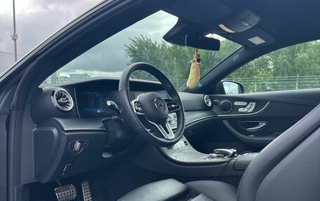 Mercedes-Benz E-Класс, 2019 год, 5 375 000 рублей, 8 фотография