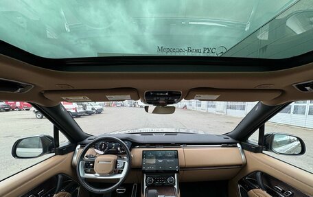 Land Rover Range Rover IV рестайлинг, 2022 год, 12 700 000 рублей, 5 фотография