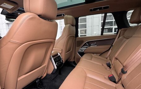 Land Rover Range Rover IV рестайлинг, 2022 год, 12 700 000 рублей, 7 фотография