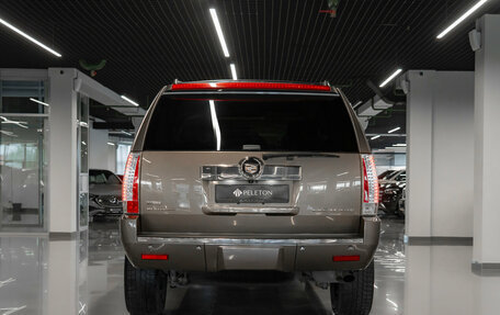 Cadillac Escalade III, 2011 год, 2 490 000 рублей, 6 фотография