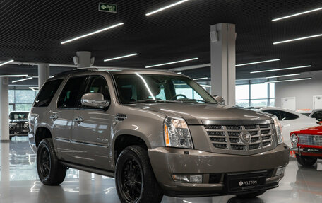 Cadillac Escalade III, 2011 год, 2 490 000 рублей, 2 фотография