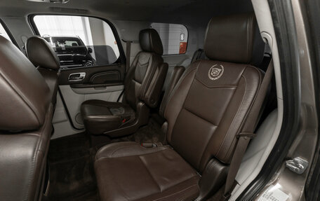 Cadillac Escalade III, 2011 год, 2 490 000 рублей, 13 фотография