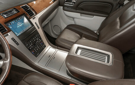 Cadillac Escalade III, 2011 год, 2 490 000 рублей, 21 фотография