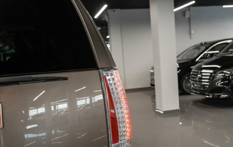 Cadillac Escalade III, 2011 год, 2 490 000 рублей, 32 фотография