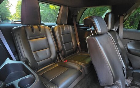 Ford Explorer VI, 2013 год, 1 400 000 рублей, 10 фотография