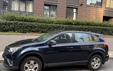 Toyota RAV4, 2019 год, 2 500 000 рублей, 1 фотография