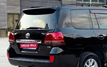 Toyota Land Cruiser 200, 2008 год, 2 490 000 рублей, 14 фотография
