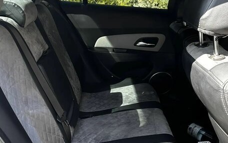 Chevrolet Cruze II, 2011 год, 800 000 рублей, 5 фотография