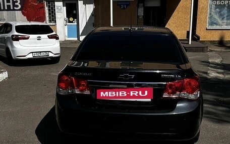 Chevrolet Cruze II, 2011 год, 800 000 рублей, 2 фотография