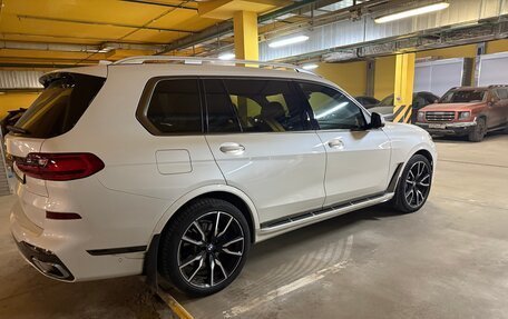 BMW X7, 2022 год, 10 500 000 рублей, 2 фотография