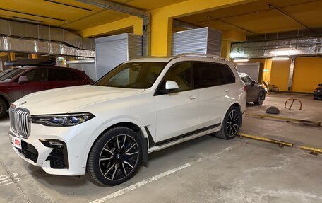 BMW X7, 2022 год, 10 500 000 рублей, 8 фотография