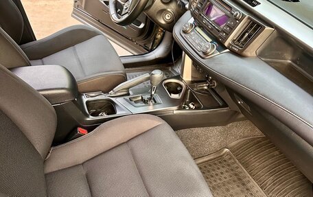 Toyota RAV4, 2019 год, 2 500 000 рублей, 6 фотография