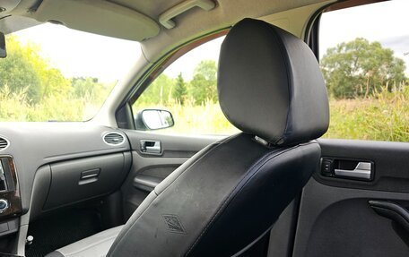 Ford Focus II рестайлинг, 2005 год, 400 000 рублей, 13 фотография