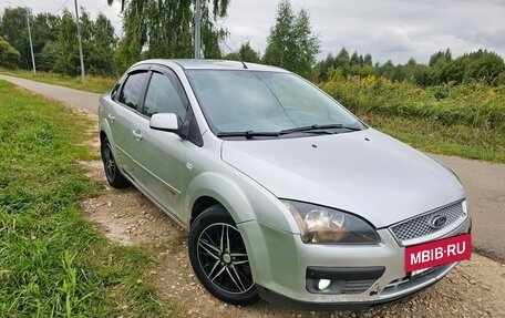 Ford Focus II рестайлинг, 2005 год, 400 000 рублей, 2 фотография