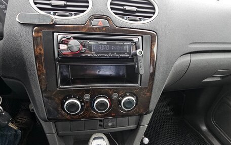 Ford Focus II рестайлинг, 2005 год, 400 000 рублей, 18 фотография