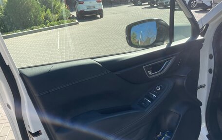 Subaru Forester, 2018 год, 3 050 000 рублей, 10 фотография