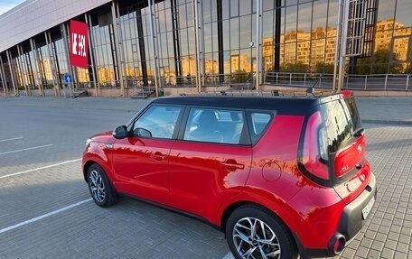 KIA Soul II рестайлинг, 2016 год, 1 300 000 рублей, 28 фотография