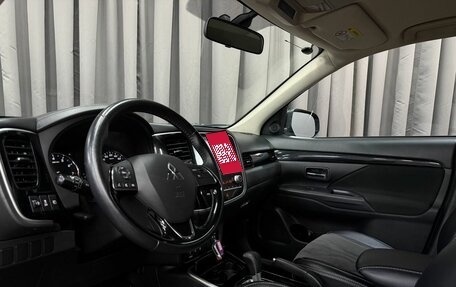 Mitsubishi Outlander III рестайлинг 3, 2022 год, 2 629 777 рублей, 5 фотография