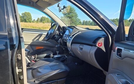 Mitsubishi Pajero Sport II рестайлинг, 2012 год, 1 700 000 рублей, 10 фотография