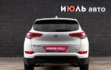 Hyundai Tucson III, 2017 год, 1 900 000 рублей, 5 фотография