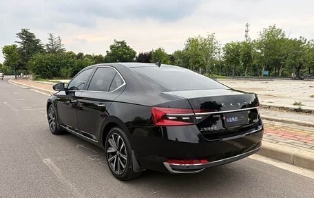 Skoda Superb III рестайлинг, 2023 год, 1 910 444 рублей, 8 фотография