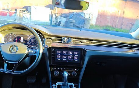 Volkswagen Passat B8 рестайлинг, 2019 год, 1 950 000 рублей, 36 фотография